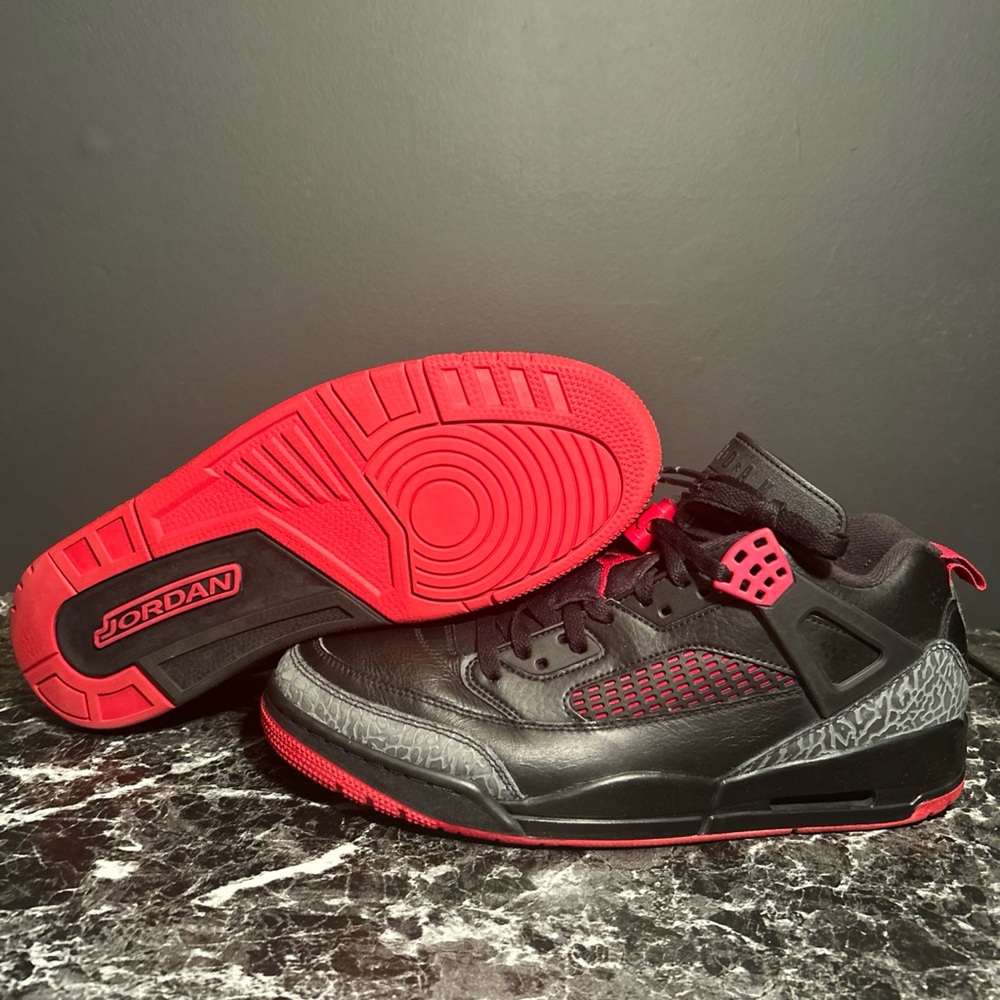 Nike Air Jordan Spizike Low Black-Gym Red-Cool Grey Sz 11.5 FQ1759-006